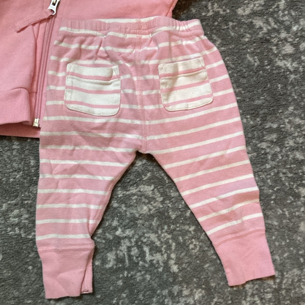 Hanna Andersson Hoodie & Pants Set - Picture 5 of 6
